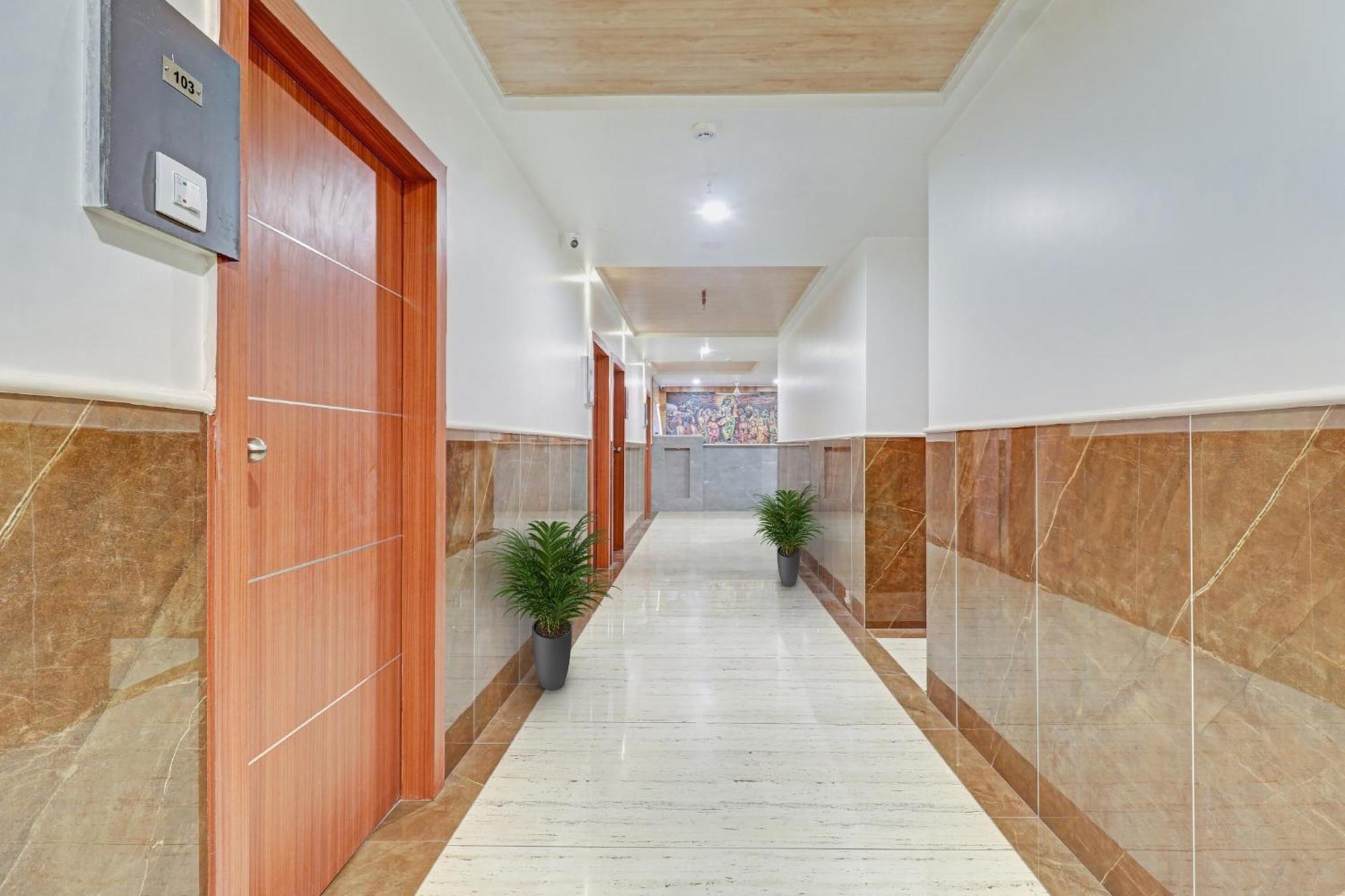 Townhouse Vandana Residency Amarnath ภายนอก รูปภาพ