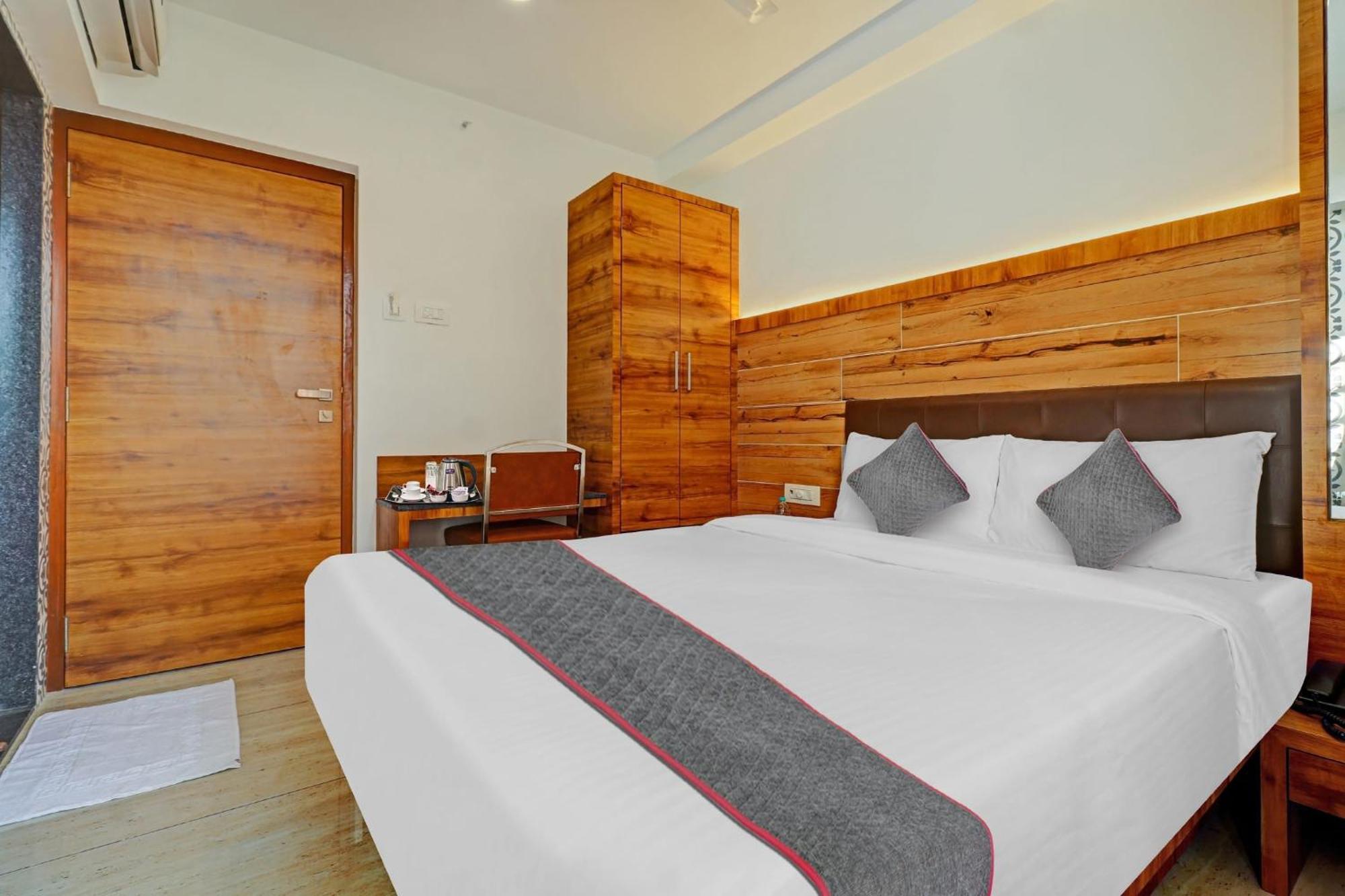 Townhouse Vandana Residency Amarnath ภายนอก รูปภาพ