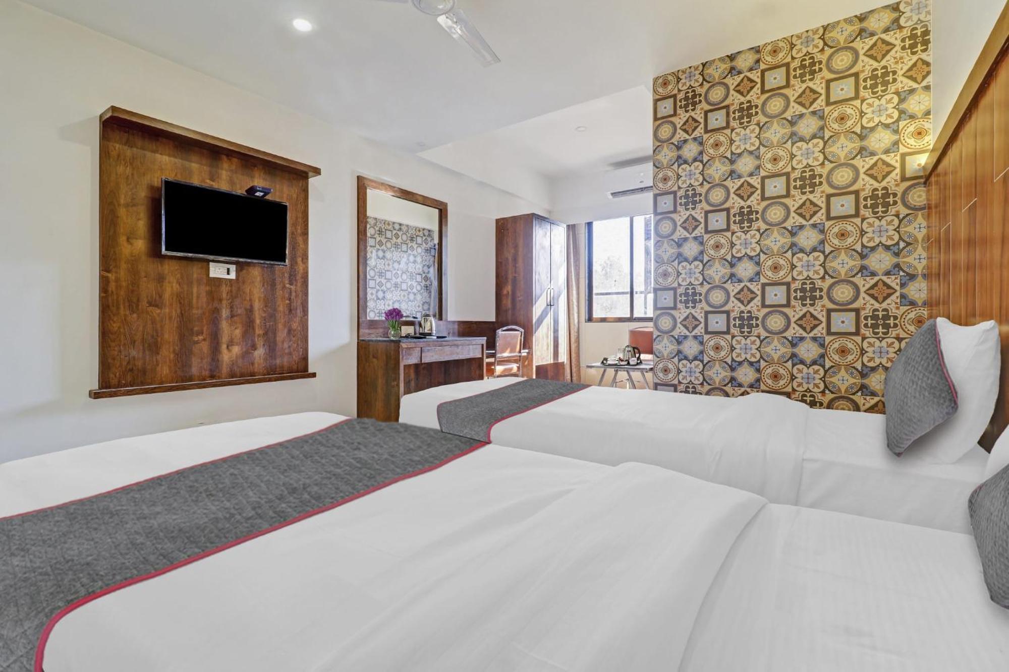 Townhouse Vandana Residency Amarnath ภายนอก รูปภาพ