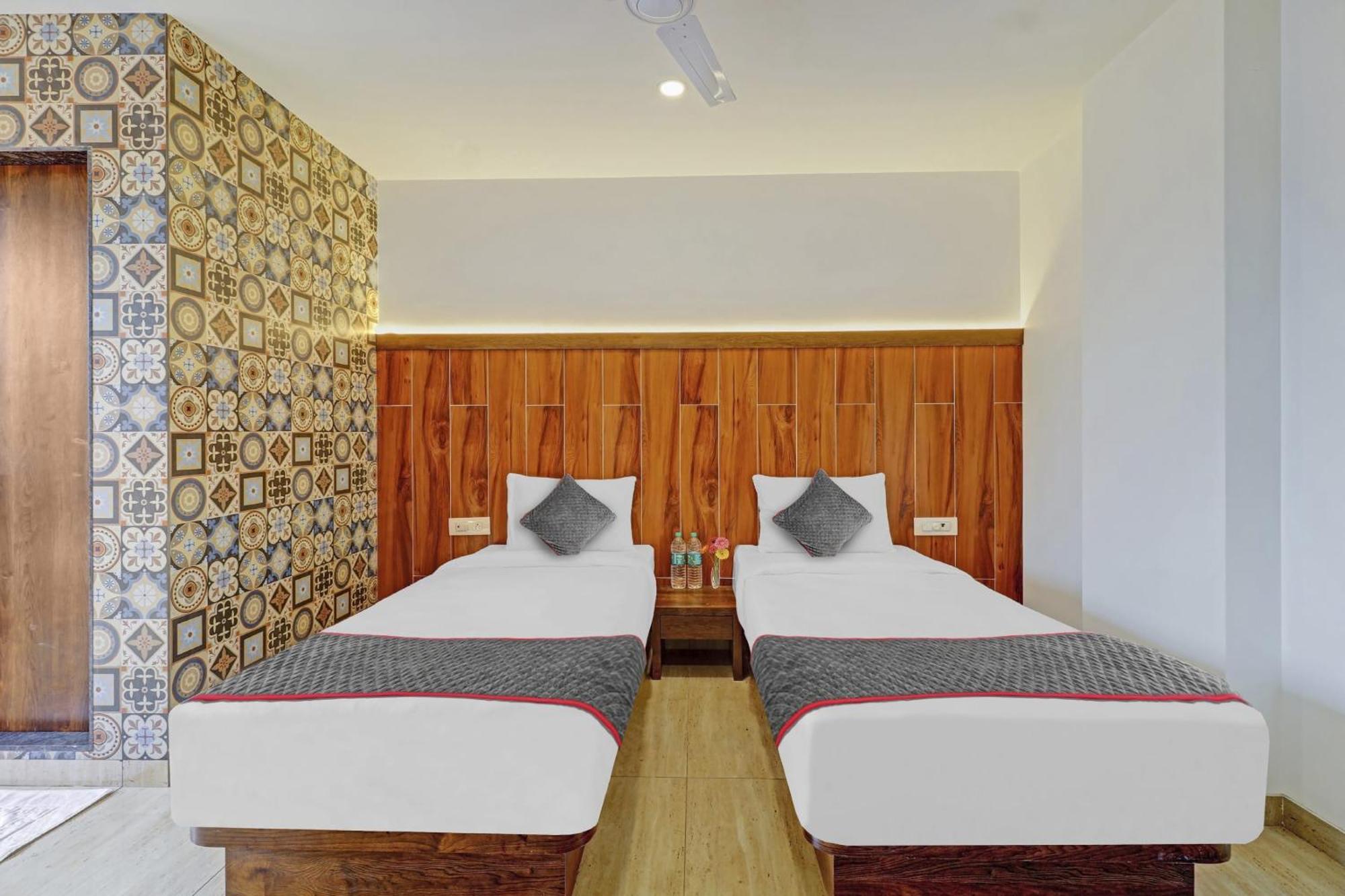 Townhouse Vandana Residency Amarnath ภายนอก รูปภาพ