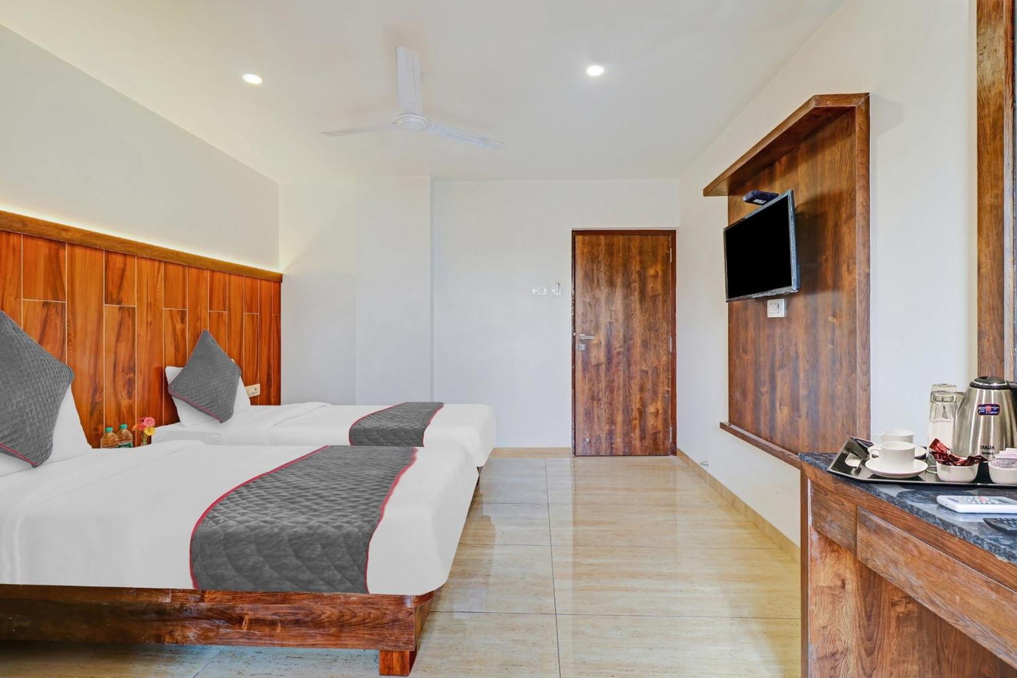 Townhouse Vandana Residency Amarnath ภายนอก รูปภาพ